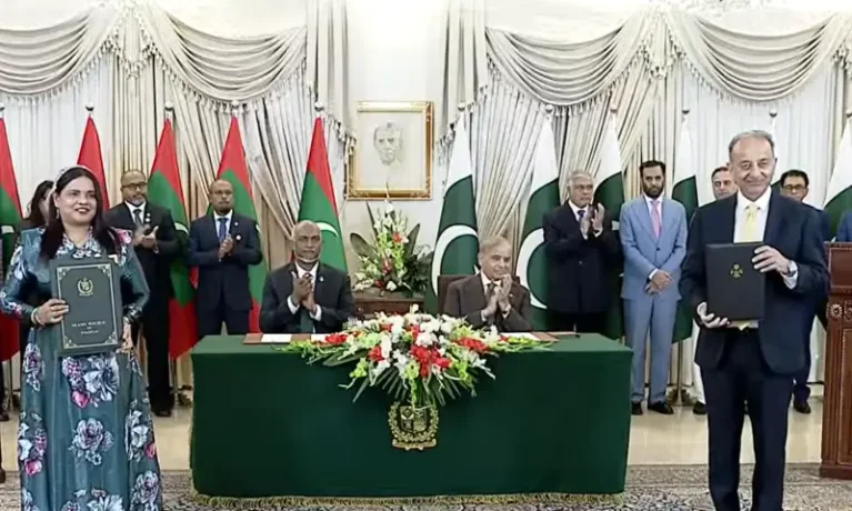 Pakistan and Maldives Sign 20 Pacts to Deepen Bilateral Ties